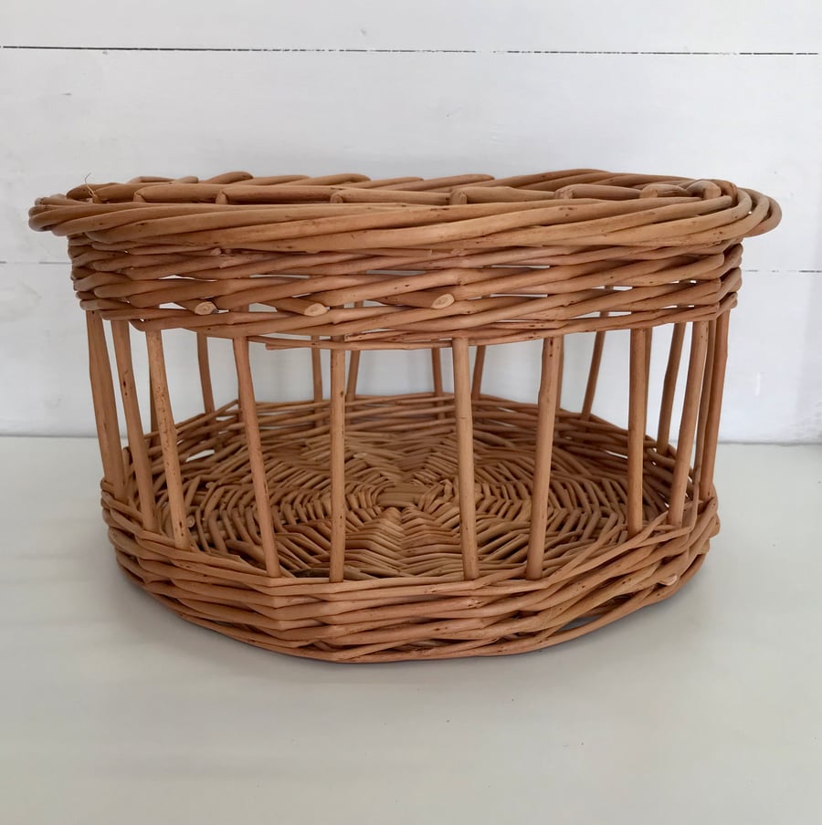 Willow Basket - ideal for bread, fruit or storage - handmade in Cornwall 699