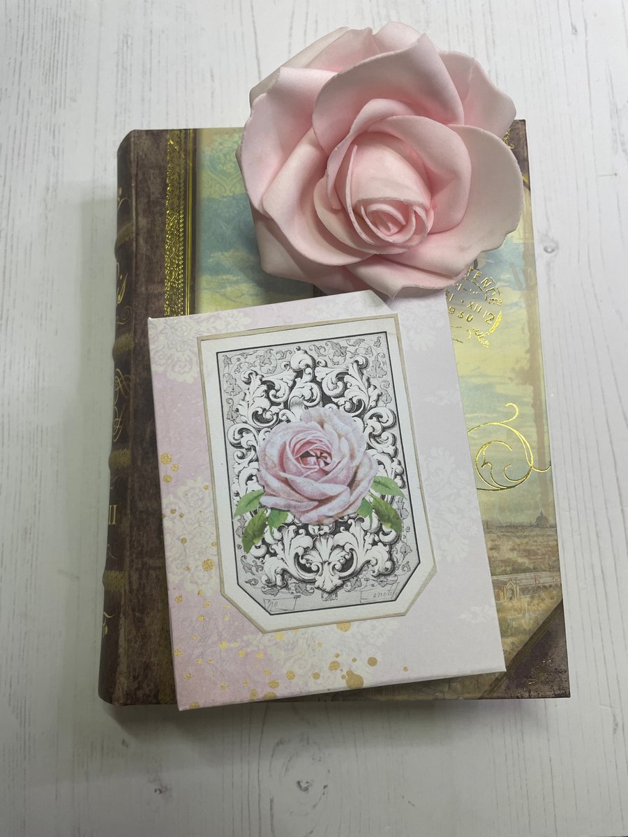 Ephemera- Flip Book - Mini Rose Vintage Style by Carolee Crafts PB8 - 0004