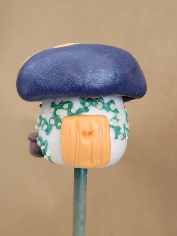 Purple mushroom Fairy home House Plant Pot Ornament - Pot Pal