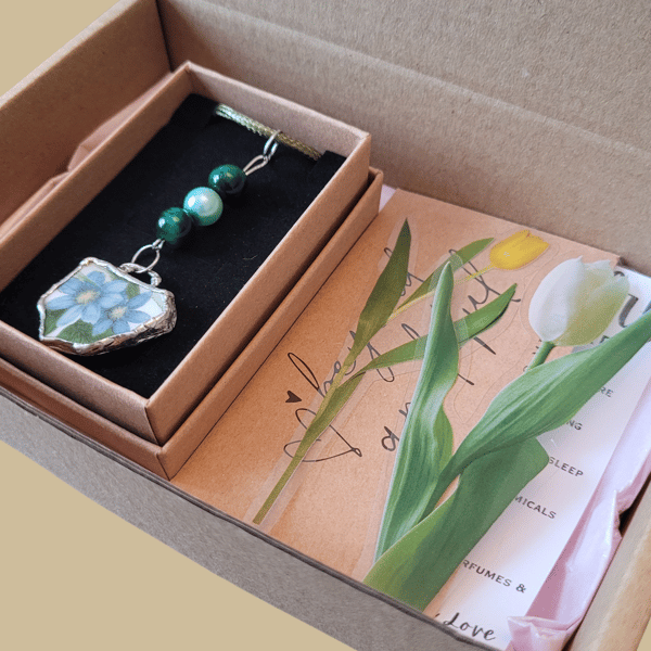 Floral Ceramic Necklace 