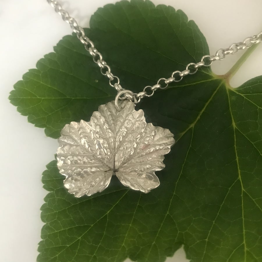 Redcurrant Leaf Pendant - Recycled Fine Silver