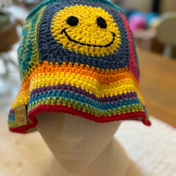 Summer crochet bucket hat festival’s holidays sunny days 