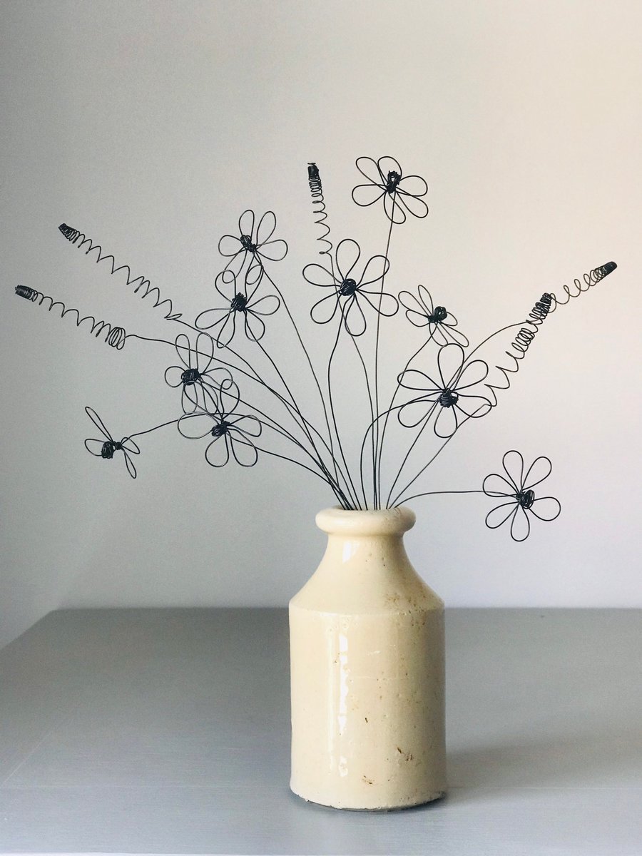 Handmade Wire Daisy Flower Bouquet-everlasting flowers- arrangement-housewarming