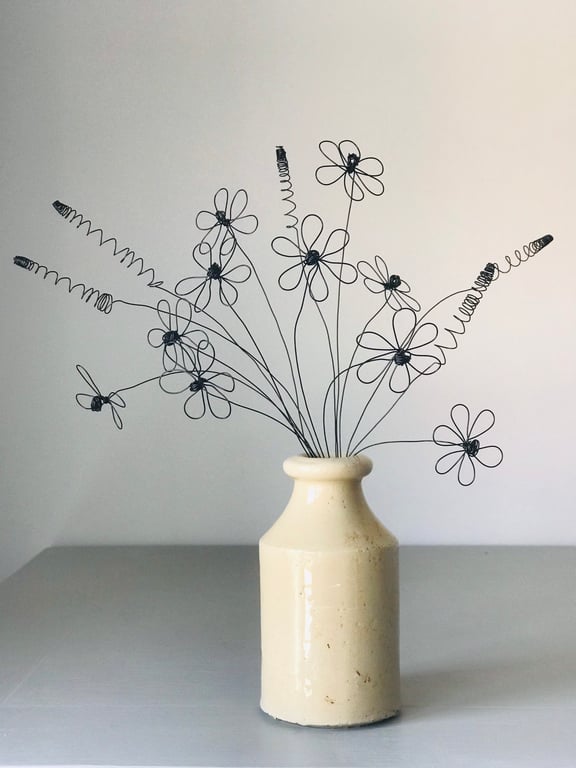 Handmade Wire Daisy Flower Bouquet-everlasting flowers- arrangement-housewarming