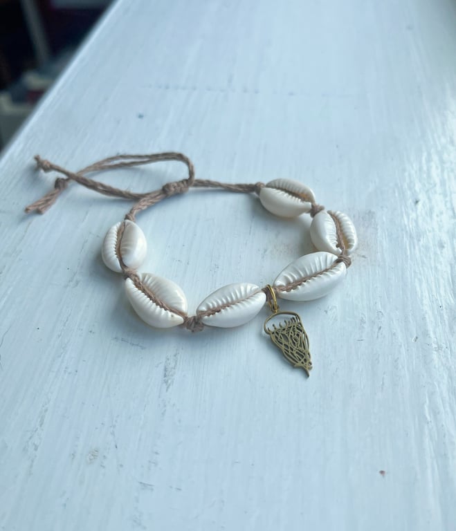 Neutral Jellyfish Bracelet 