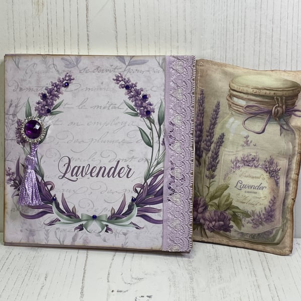 SOLD Lavender Flip Pocket Folio 