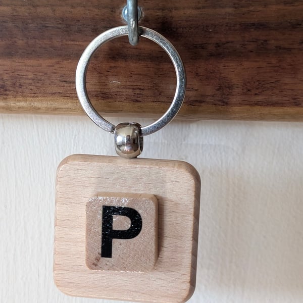 Alphabet letter tile wooden keyring - bagcharm - P