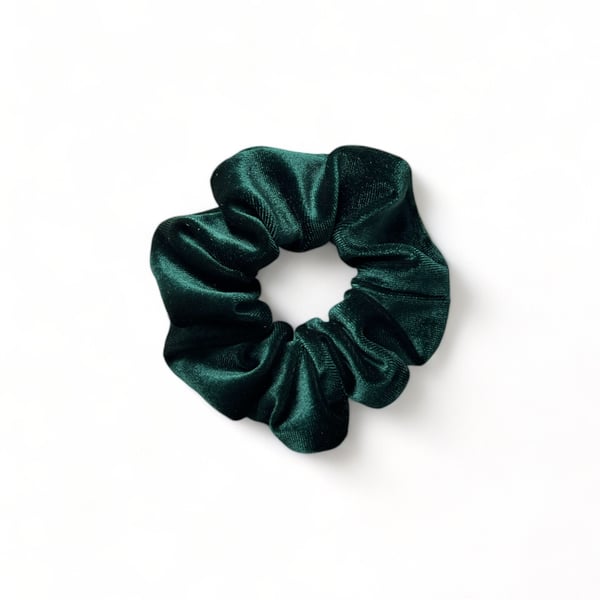 Emerald Green Velvet Scrunchie - Regular
