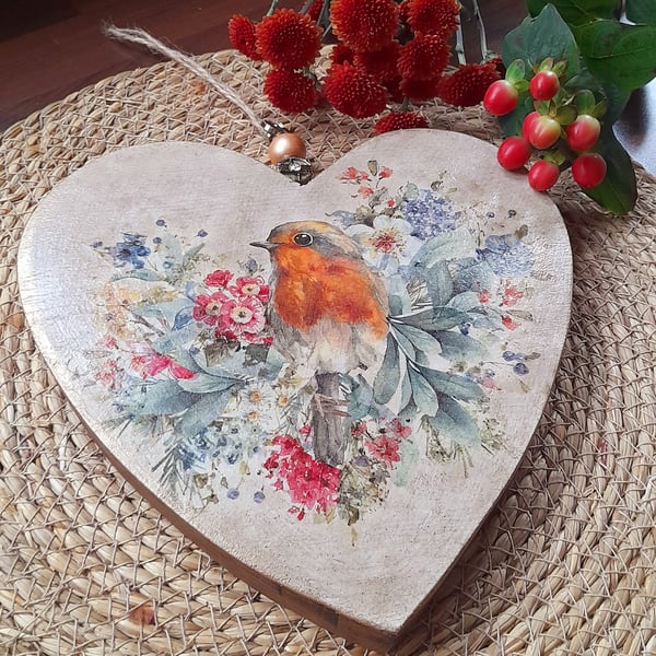 Robin Chunky Wooden Hanging Heart