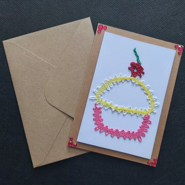 Cupcake bobbin lace greetings card