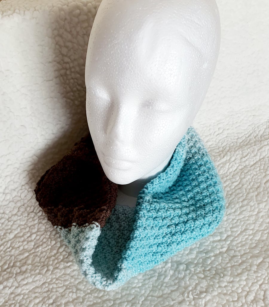 Winter Cowl, hand-knitted scarf