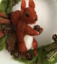 Red squirrel wreath  - Image 2