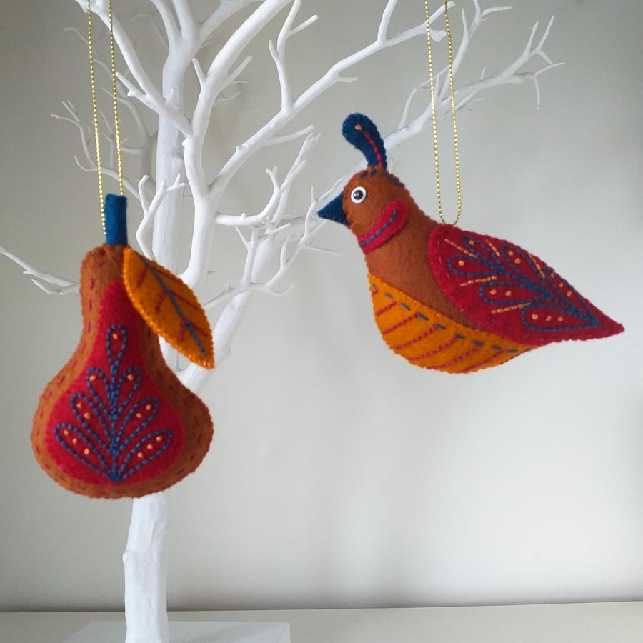  mmmcrafts twelve days of Christmas  Partridge and Pear Ornament
