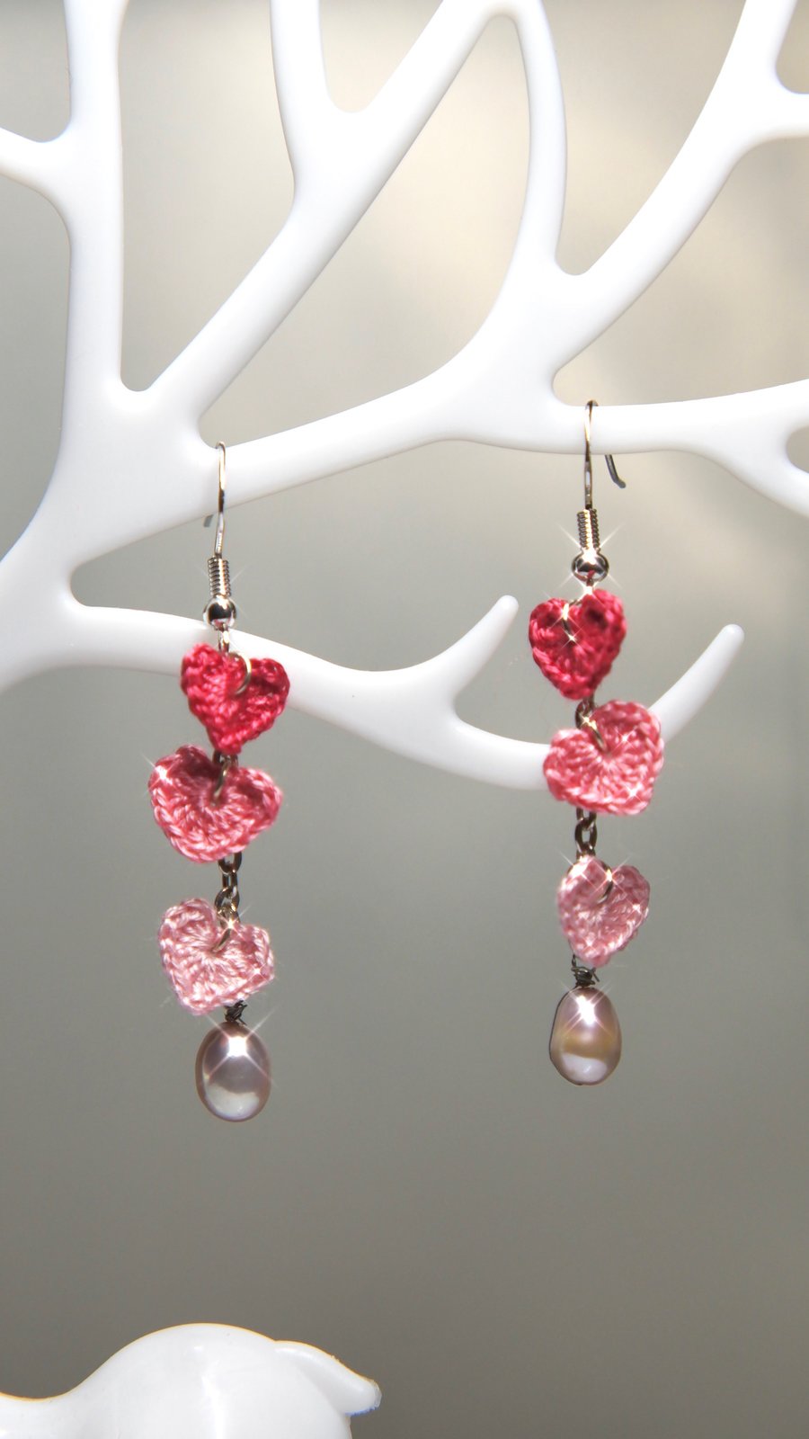 Microcrochet Heart, Freshwater Pearls earrings