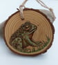 Frog pyrography log slice ornament  - Image 1