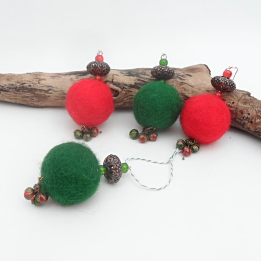 Hanging christmas tree decorations, large felted ball and beads (set of 4)
