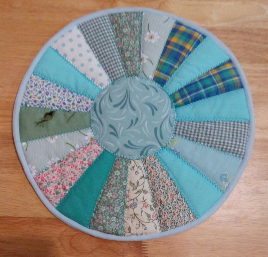 Placemat, turquoise Table mat, quilted, patchwork, table centrepiece, home decor