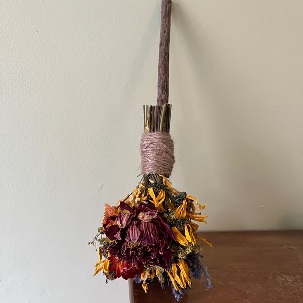 Dried Flower Besom. Handmade Broom. 27cm Long.