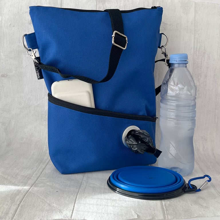 Dog walking bag bright blue 