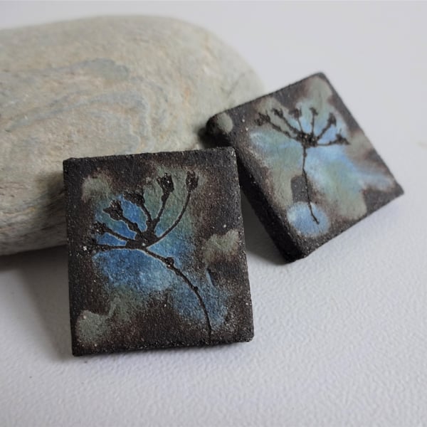 Free P&P Handmade ceramic earrings with seedhead motif 