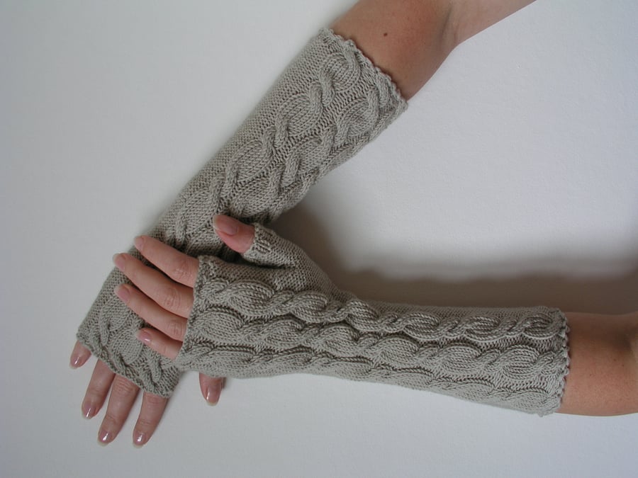 Merino Wool Wrist Warmers Beige