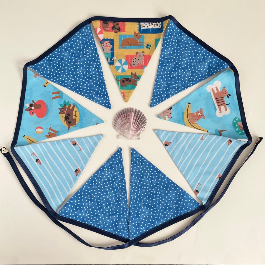Large bunting - Puppy Pool Party - reversible 