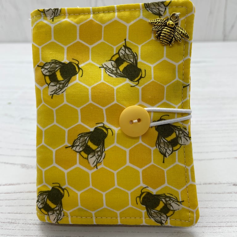 Tea Bag Wallet Bees by Carolee Crafts PB2 - 0002