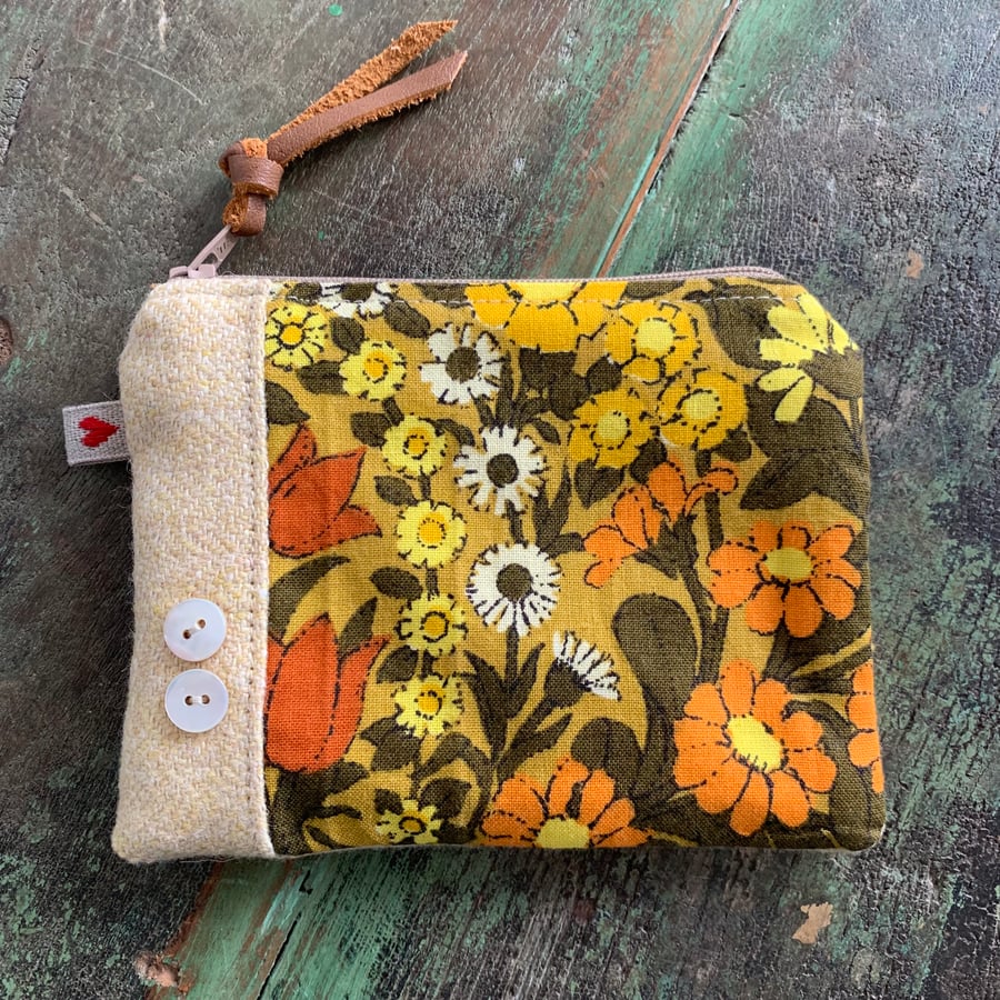 Vintage Daisy Chain cotton and tweed coin purse