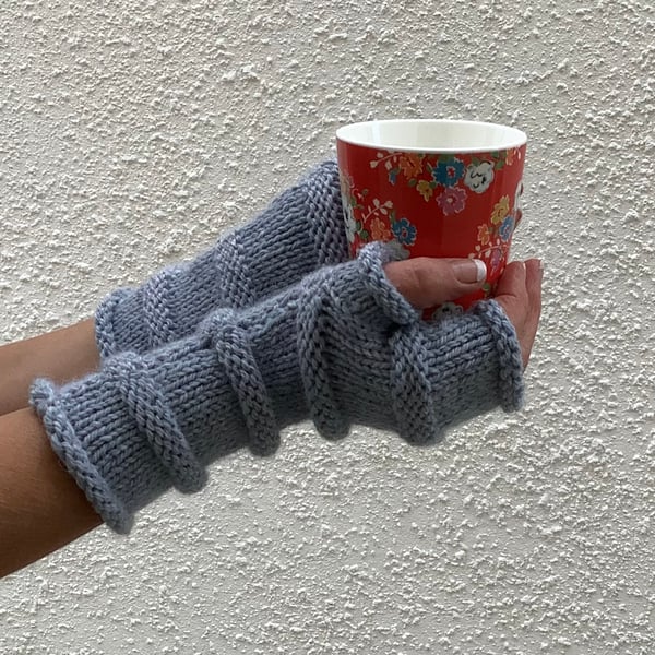 FINGERLESS MITTS , wristwarmers .'Tamar Valley'  Alpaca,wool. Blue-grey..