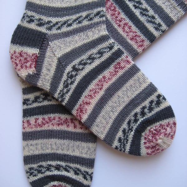 hand knit mens wool socks UK 9-11