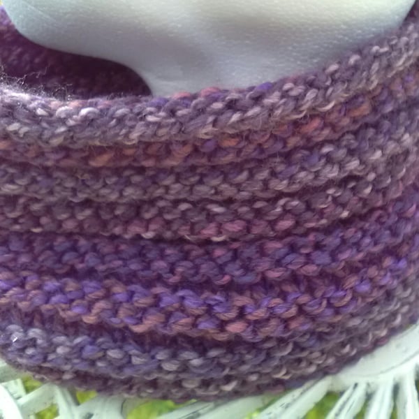 Handknit Textured Circular Cowl in Purples