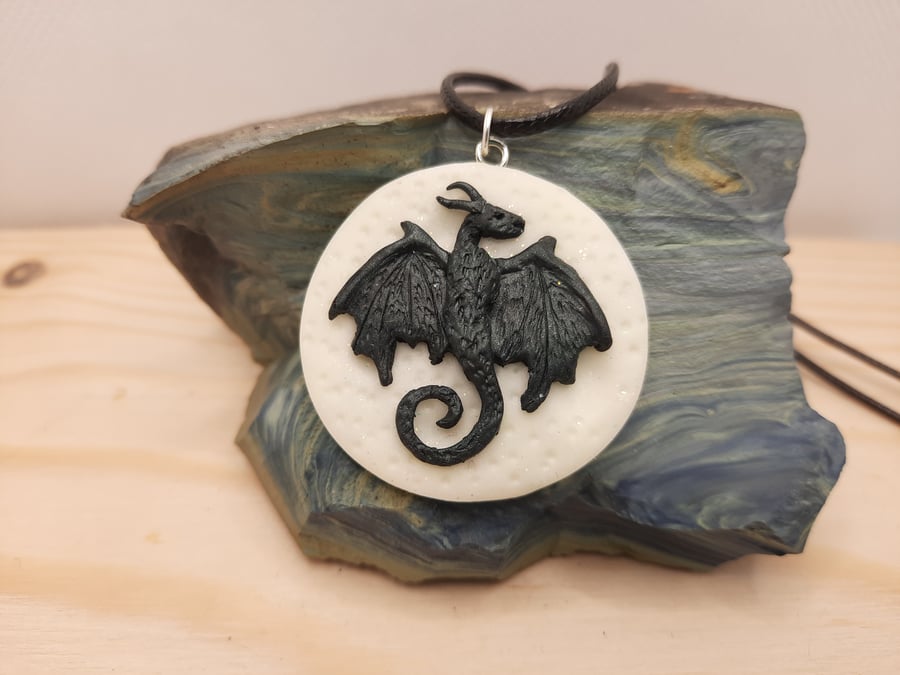 Dragon fantasy pendant (full moon)