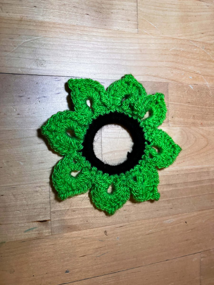 Crochet Sunflower Scrunchie