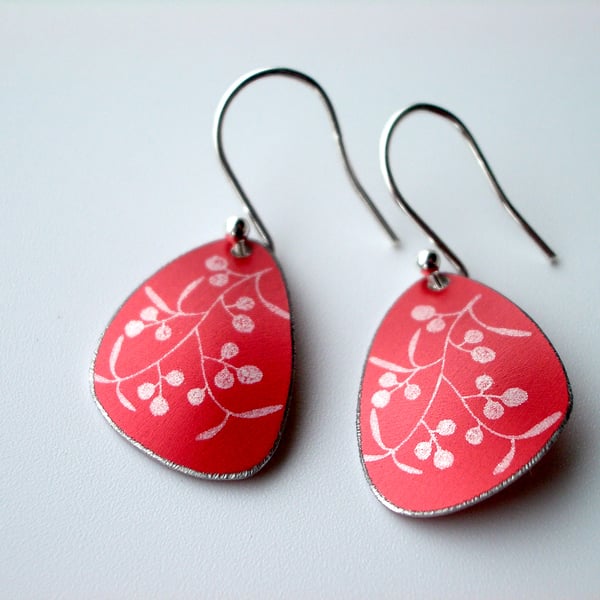 Red berry earrings 