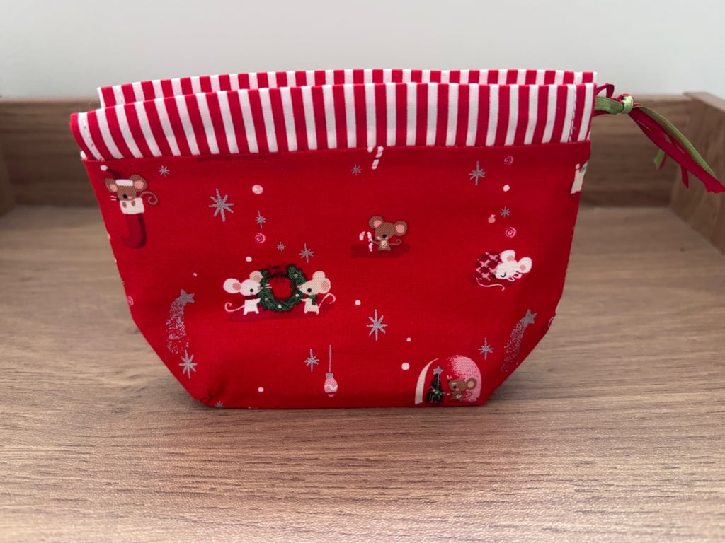Summer seconds - mini Cotton christmas pouch - super cute