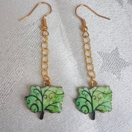Gorgeous Tree of Life Earrings - Gold tones.