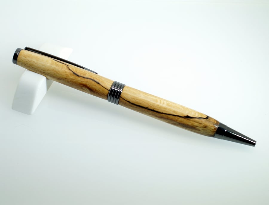 Streamline pen in spalted Beech