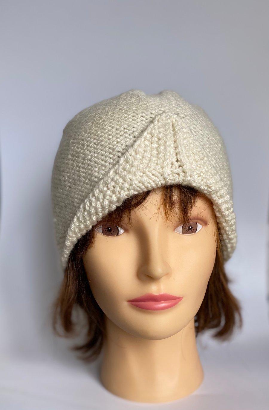 Ivory White Turban Style 1940s Knitted Beanie Hat