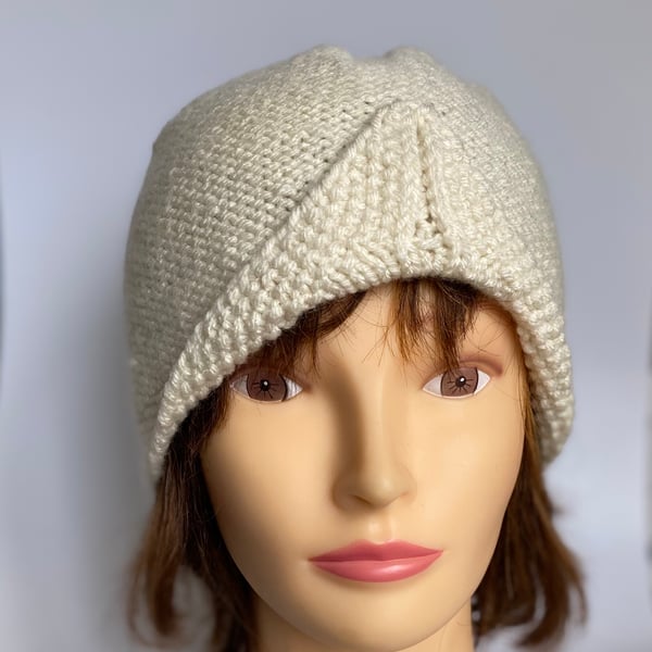 Ivory White Turban Style 1940s Knitted Beanie Hat