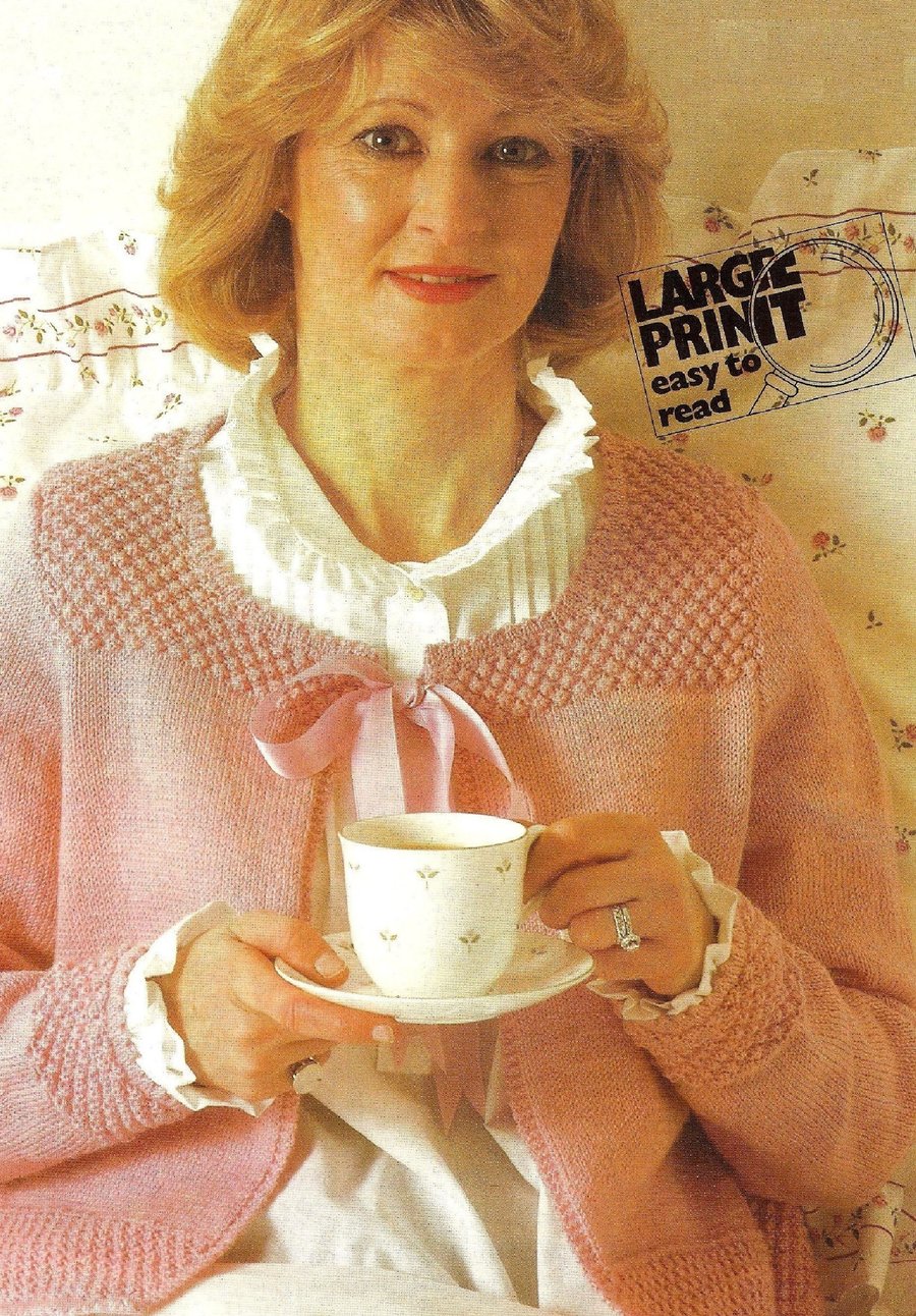 VINTAGE KNITTING PATTERN Ladies Bedjacket