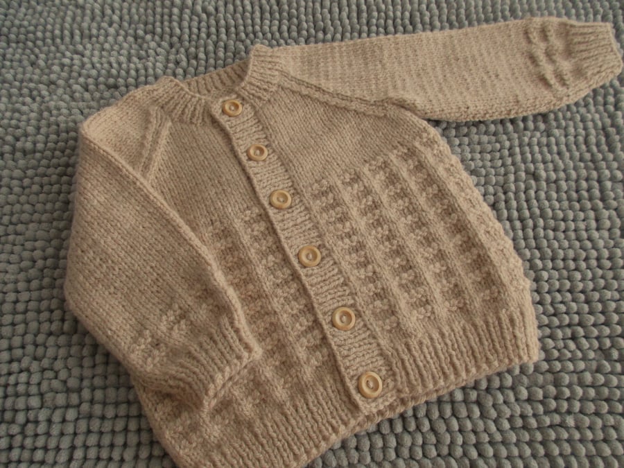 18" Patterned Fawn Round Neck Cardigan