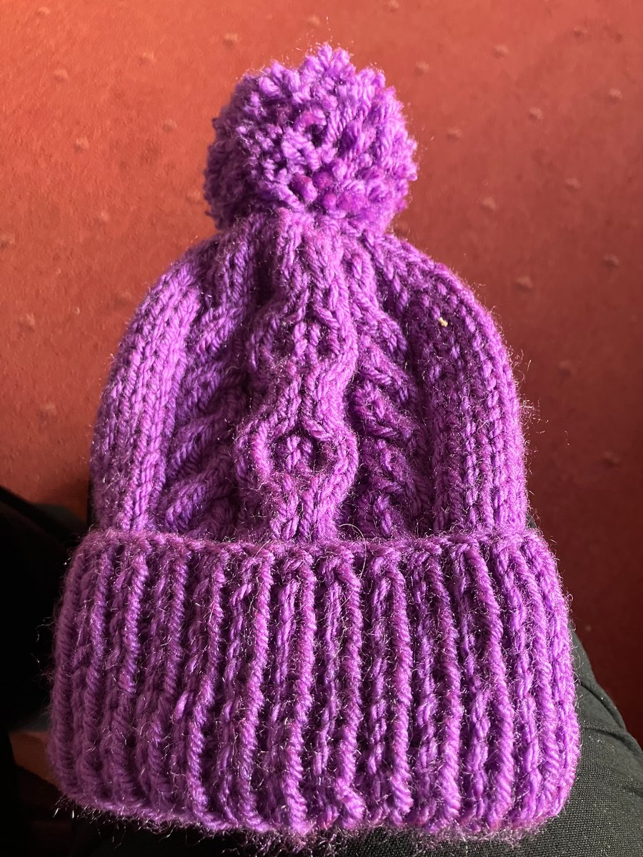 Cable hat