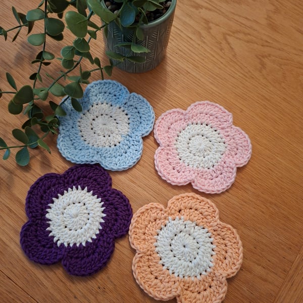 Set of 4 crochet flower drinks coasters