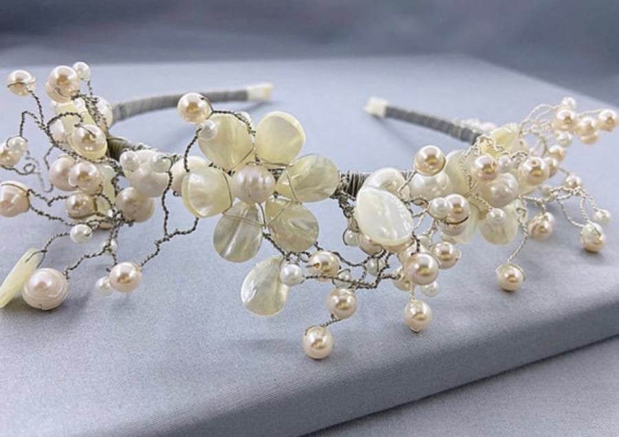 Elegant Ivory White Cultured Pearl & Shell Pearl Hair Vine Floral Bridal Tiara