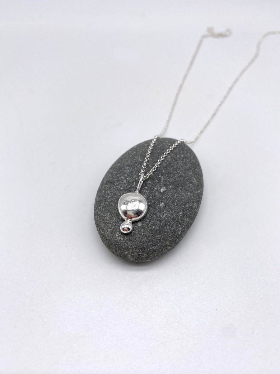 Pebble Necklace