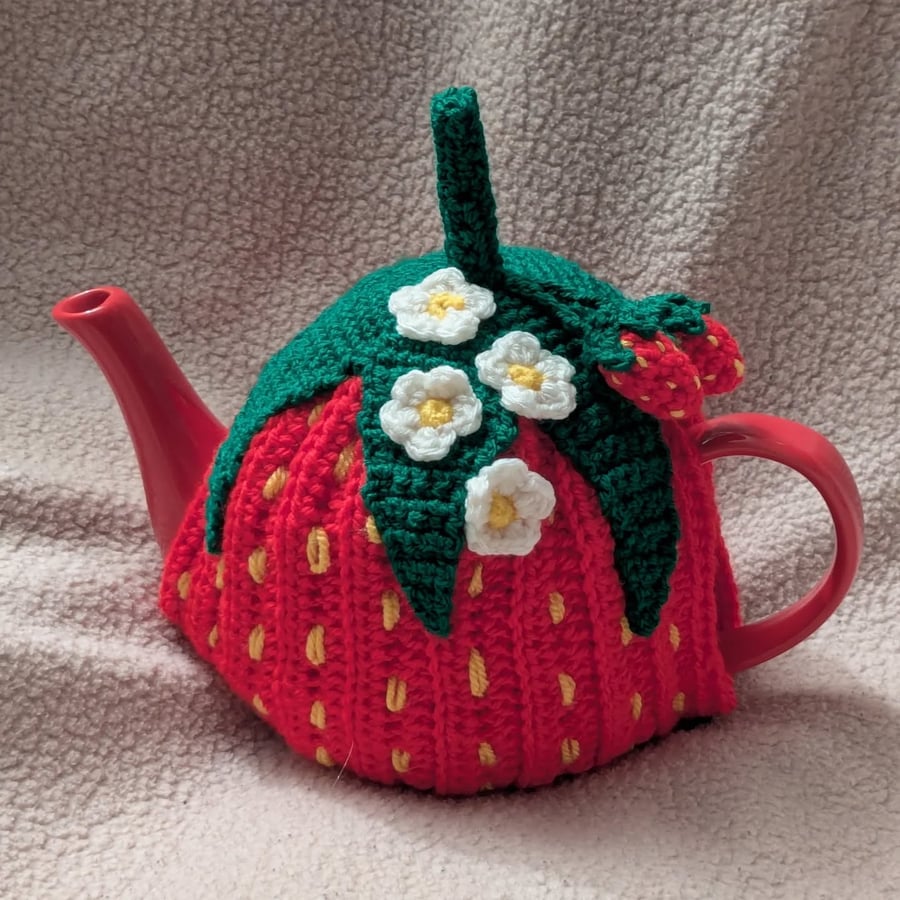 Strawberry Tea Cosy to fit a medium sized 4-6 cup teapot 