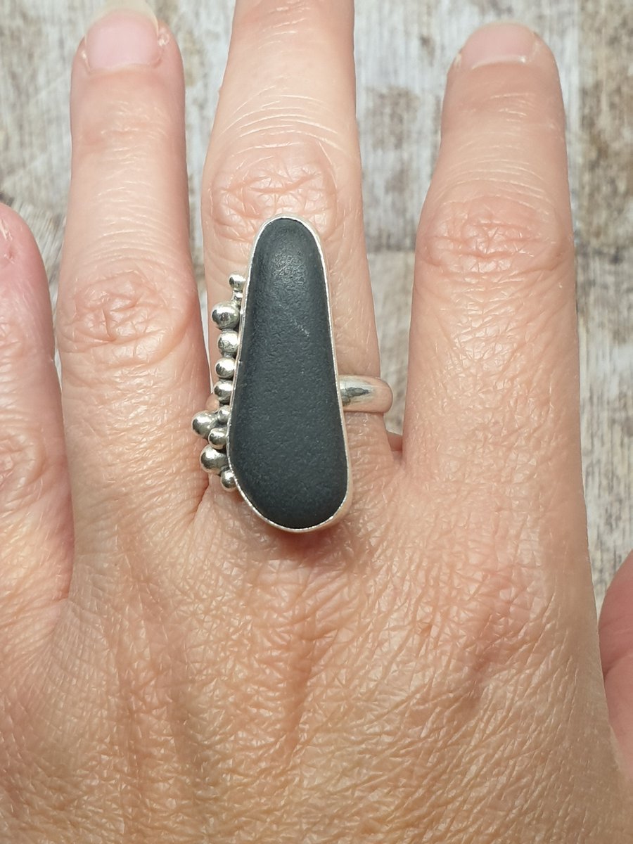 Sterling Silver 925 Unique Black Beach Pebble with Silver Ball Ring 
