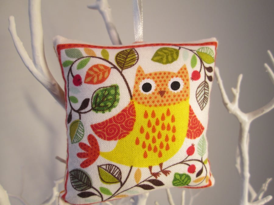 Yellow owl Lavender Bag
