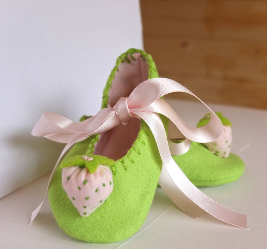 Lime Green and Pale Pink Strawberry Felt Baby Booties