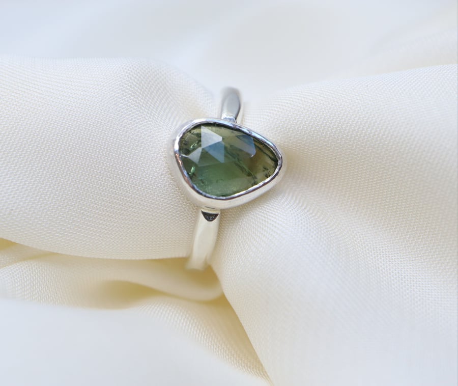 Moss green sapphire ring 